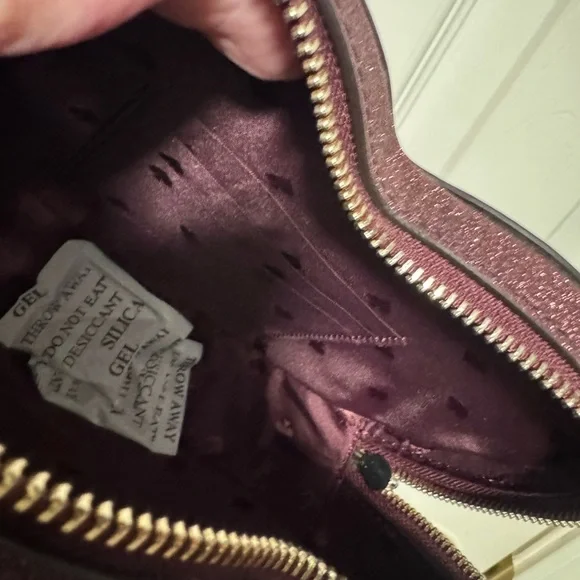 Kate Spade Love Shack Heart Shaped purse NWT - Picture 10 of 14